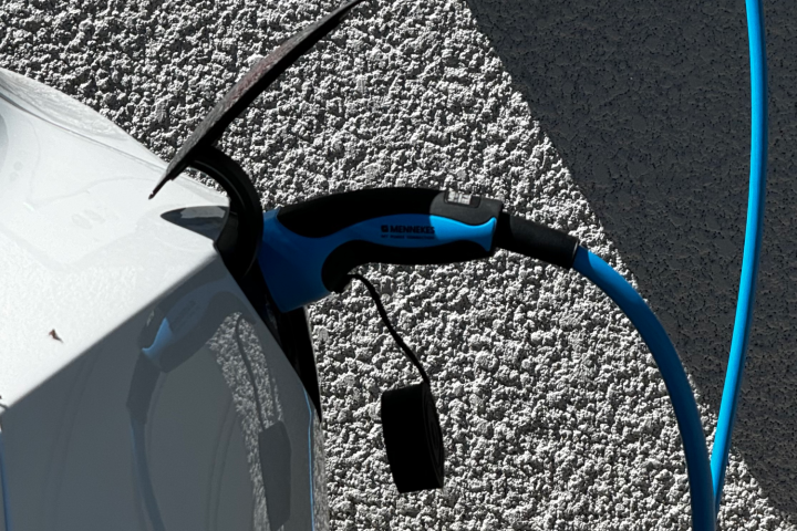 Travaux d’installation de borne de recharge IRVE Annecy
